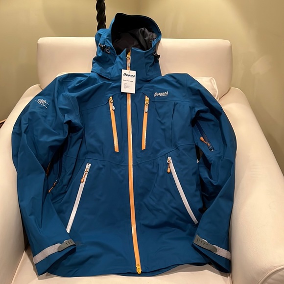 Bergans of Norway | Jackets \u0026 Coats 